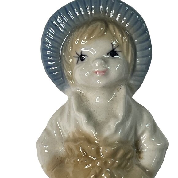 Vintage Figurine Country Girl Hat Hands in Pocket  Figurine Hand Painted u Porce - Picture 3 of 5